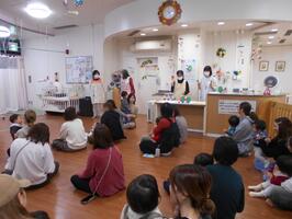 ハンドベル演奏の写真