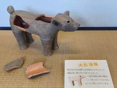 犬形埴輪の画像