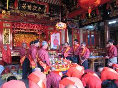 中国の祖先祭祀の様子