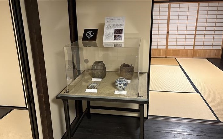 鉄炮鍛冶屋敷での展示の画像