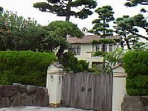近江岸家住宅、外塀の写真