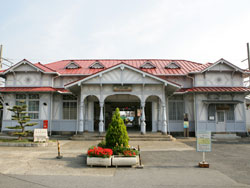 浜寺公園駅舎の写真