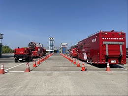 消防車の小道