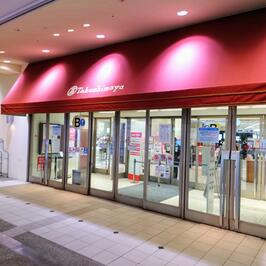 髙島屋泉北店正面入口