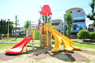 土居川公園の遊具