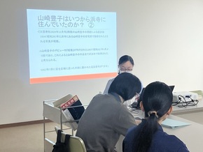 西図書館での講義の様子