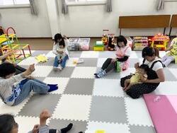 錦校区　サロンの様子