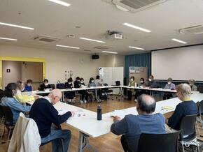 健康づくり協力委員会の会議の写真