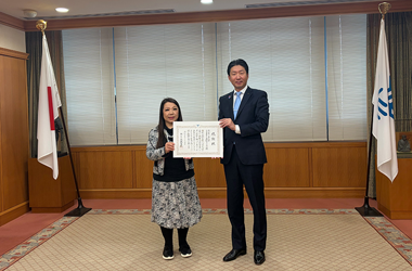 朝日製パン株式会社様への感謝状贈呈式の画像