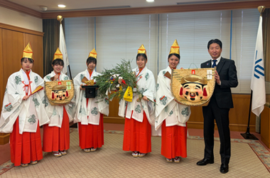 堺戎神社（菅原神社）福娘　市長表敬訪問の画像