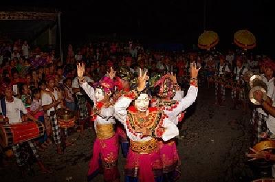 インドネシアのバリ島の祭りの写真