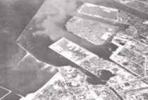 昭和33年（1958）眼下に堺港を見る。堺4区の埋立て開始の写真